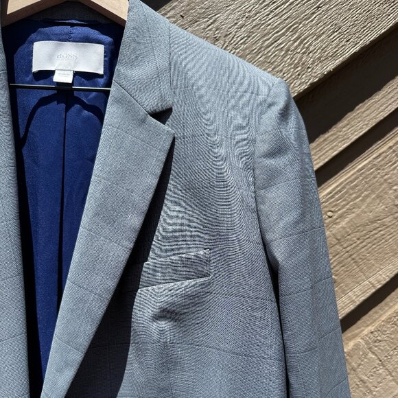 EUC BOSS by Hugo Boss Gray Plaid Single Button Blazer w./ Contrast Sleeves - Picture 5 of 9